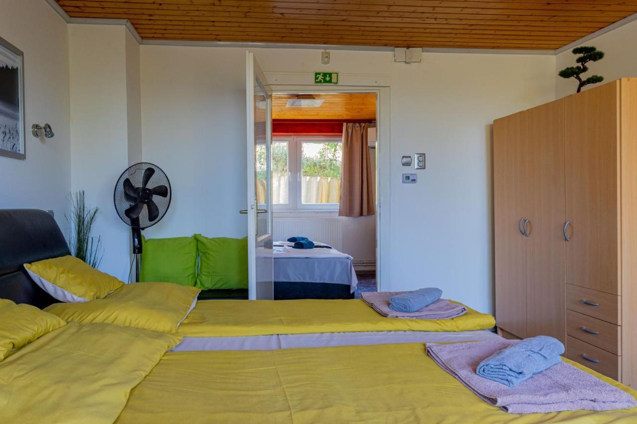 Panorama Apartmanhaz Esztergom Exterior photo