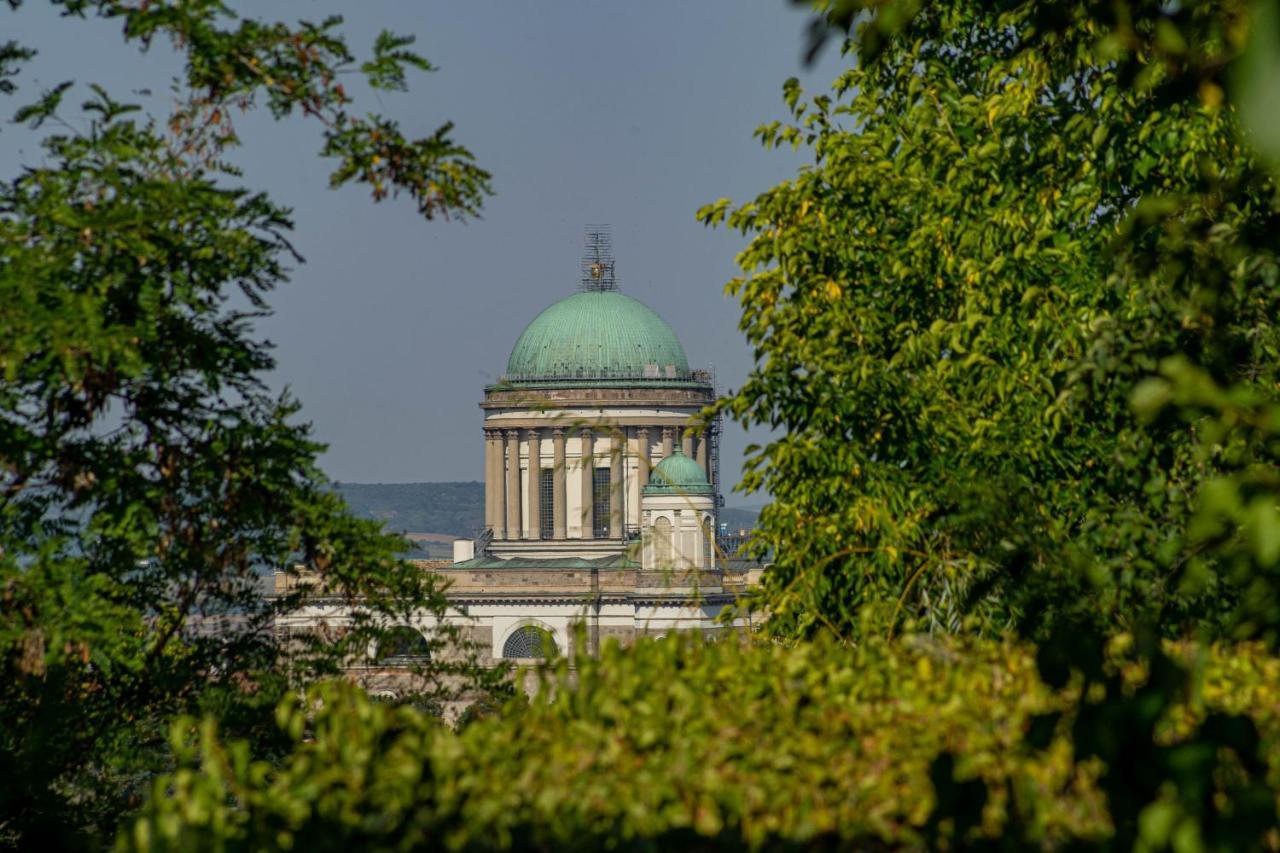 Panorama Apartmanhaz Esztergom Exterior photo