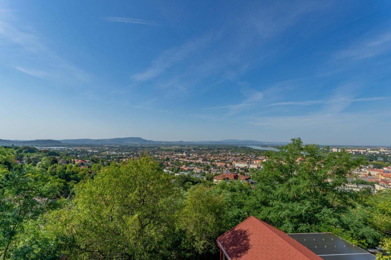 Panorama Apartmanhaz Esztergom Exterior photo